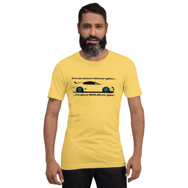 unisex staple t shirt yellow front 630b471522202 Maglietta auto tuning
